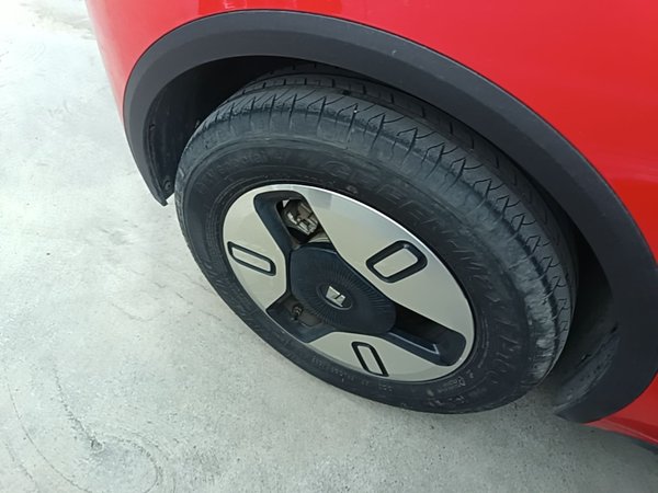 Baojun KiWi EV 2022, 27400 км, за 7562 USD - фото 10