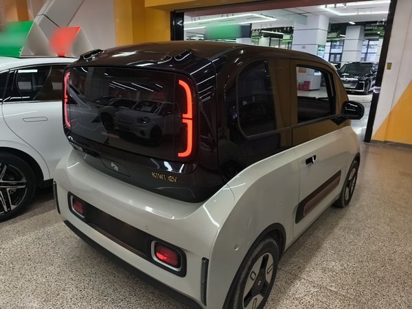 Baojun KiWi EV 2022, 10900 км, за 9550 USD - фото 6