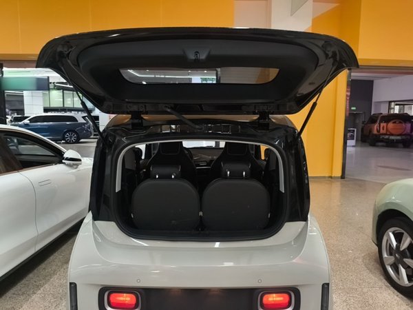 Baojun KiWi EV 2022, 10900 км, за 9550 USD - фото 22