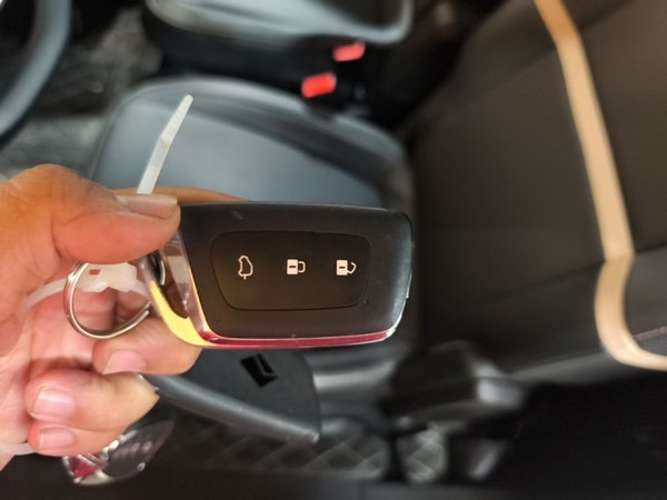 Baojun KiWi EV 2022, 10900 км, за 9550 USD - фото 12