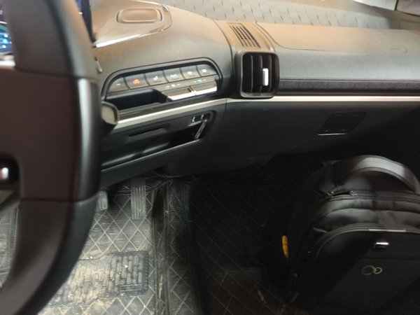 Baojun KiWi EV 2022, 10900 км, за 9550 USD - фото 16