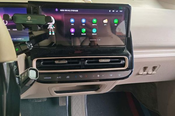 Baojun KiWi EV 2023, 44800 км, за 8070 USD - фото 15
