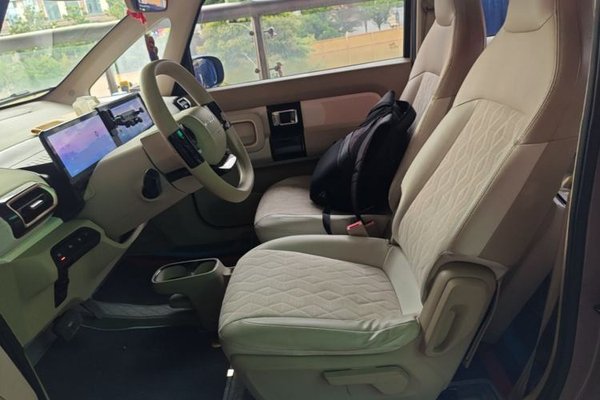 Baojun KiWi EV 2023, 44800 км, за 8070 USD - фото 17