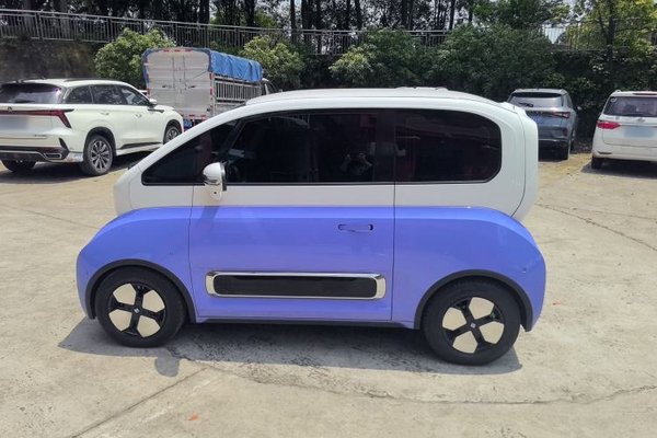 Baojun KiWi EV 2023, 24600 км, за 9455 USD - фото 16