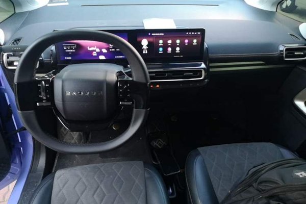 Baojun KiWi EV 2023, 32400 км, за 8432 USD - фото 12