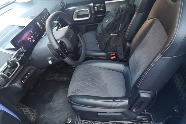 Baojun KiWi EV 2023, 32400 км, за 8432 USD - фото 17