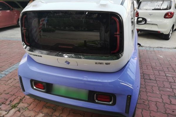 Baojun KiWi EV 2023, 32400 км, за 8432 USD - фото 6