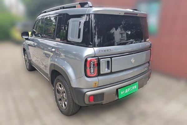 Baojun Spark EUV 2026, 4200 км, за 9494 USD