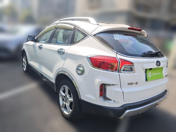 Bestune X80 2013, 101800 км, за 3884 USD