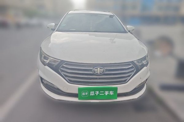 Bestune B30 2016, 97100 км, за 2586 USD