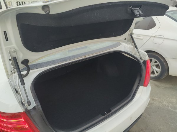 Bestune B50 2013, 58200 км, за 3490 USD - фото 22