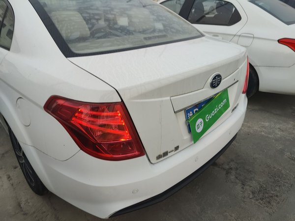 Bestune B50 2013, 58200 км, за 3490 USD