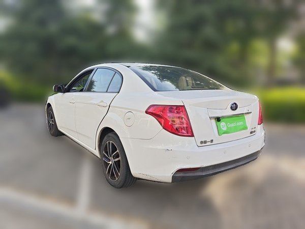 Bestune B50 2013, 68800 км, за 2410 USD