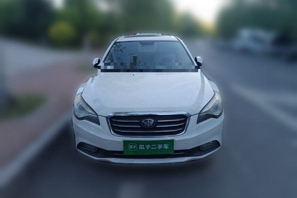 Bestune B50 2013, 101100 км, за 2168 USD