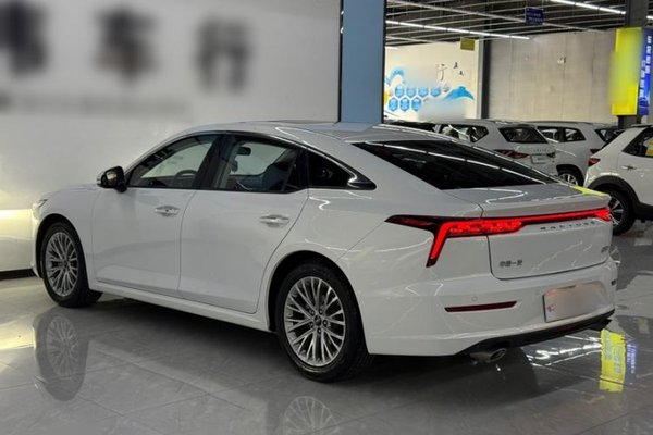 Bestune B70 2021, 17400 км, за 9558 USD