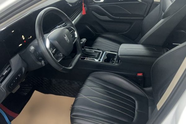 Bestune B70 2021, 17400 км, за 9558 USD - фото 24