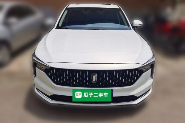Bestune B70 2022, 8300 км, за 9570 USD