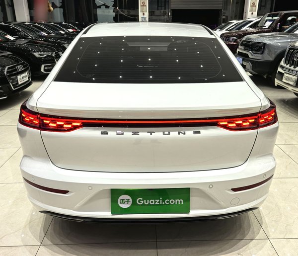 Bestune B70 2024, 12900 км, за 11364 USD