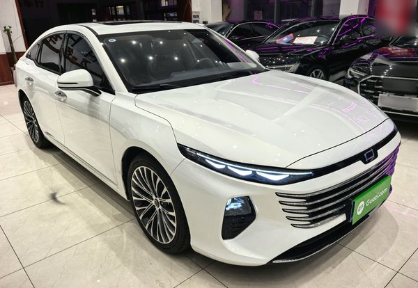 Bestune B70 2024, 12900 км, за 11364 USD