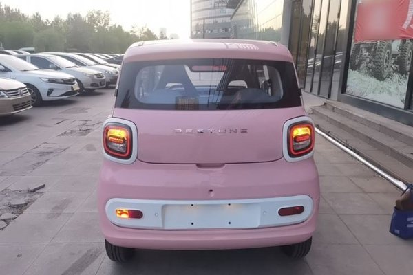 Bestune Pony 2024, 100 км, за 6056 USD