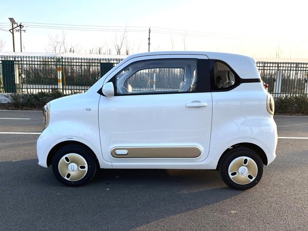 Bestune Pony 2025, 100 км, за 5577 USD