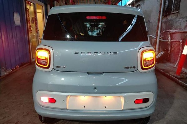Bestune Pony 2026, 300 км, за 6518 USD