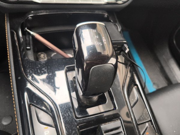 Bestune T77 2019, 69400 км, за 6445 USD