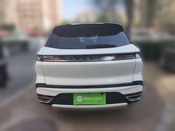 Bestune T90 2023, 14200 км, за 10531 USD