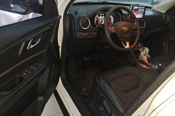 Bestune X40 2017, 81400 км, за 5260 USD - фото 18