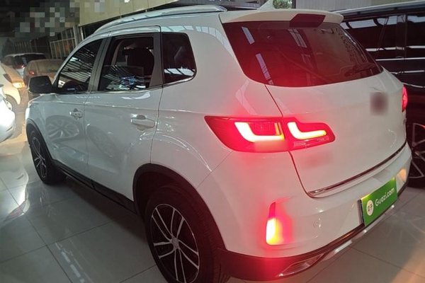Bestune X40 2017, 81400 км, за 5260 USD