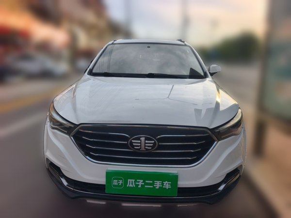 Bestune X40 2018, 139400 км, за 3093 USD