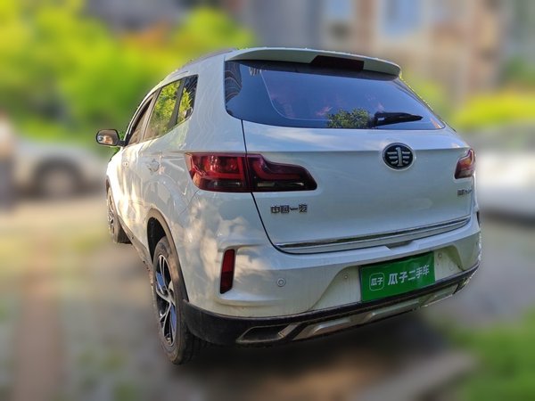 Bestune X40 2019, 15500 км, за 4856 USD