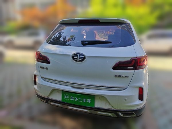 Bestune X40 2019, 15500 км, за 4856 USD