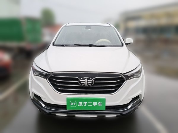 Bestune X40 2019, 50000 км, за 4915 USD