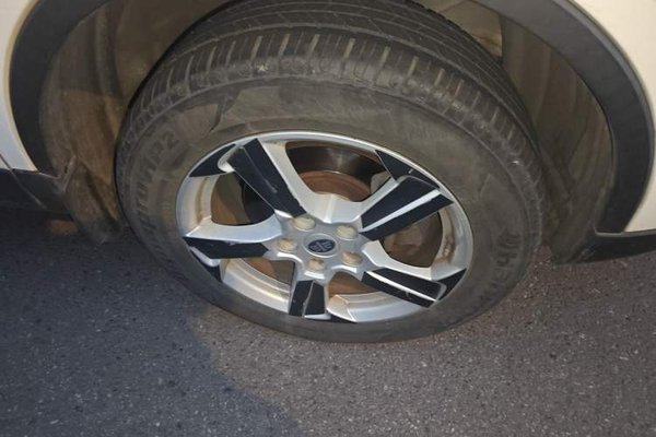 Bestune X80 2013, 106700 км, за 3753 USD