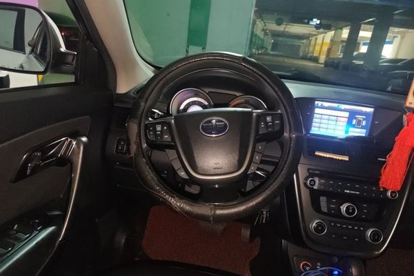 Bestune X80 2015, 89100 км, за 4017 USD - фото 7