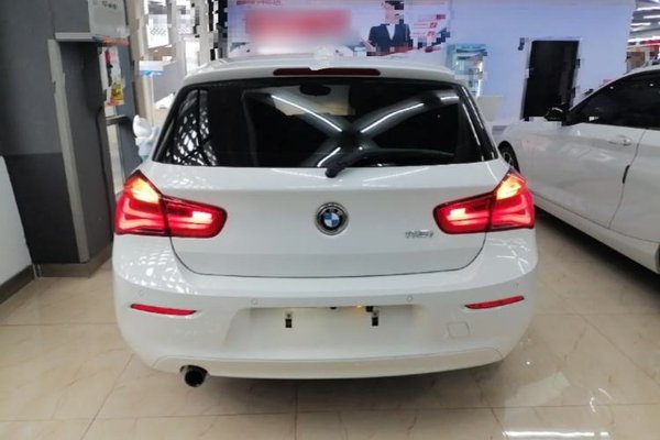 BMW 1 Series 2015, 48800 км, за 8661 USD
