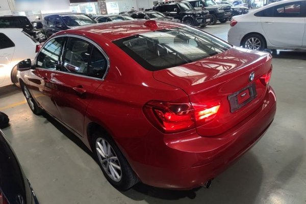 BMW 1 Series 2017, 69100 км, за 8699 USD