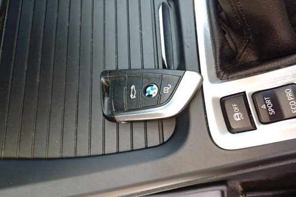 BMW 1 Series 2017, 90500 км, за 8301 USD - фото 12