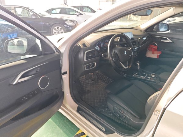 BMW 1 Series 2017, 99600 км, за 9643 USD - фото 19