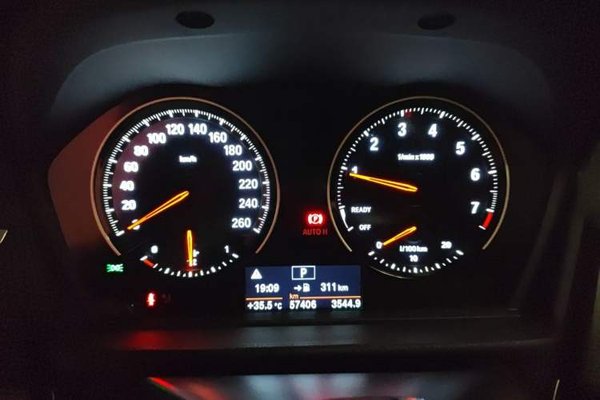 BMW 1 Series 2018, 57400 км, за 9099 USD - фото 12