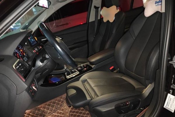 BMW 1 Series 2018, 57400 км, за 9099 USD - фото 16