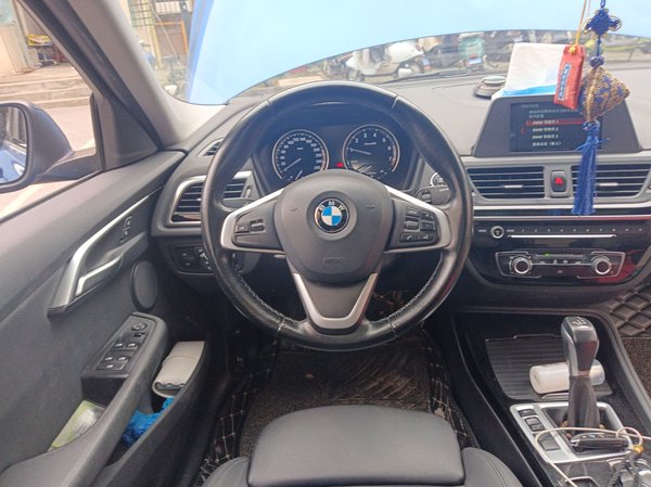 BMW 1 Series 2018, 119900 км, за 8393 USD - фото 11