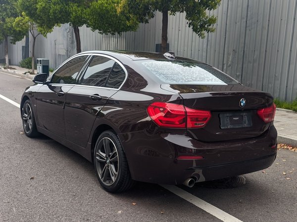 BMW 1 Series 2018, 116500 км, за 8826 USD