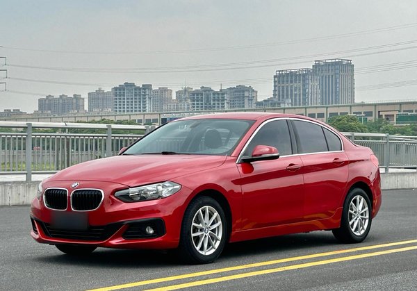 BMW 1 Series 2018 118i Fashion Model