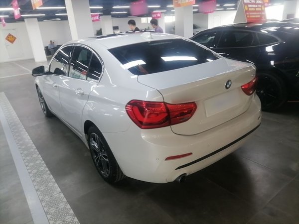 BMW 1 Series 2018, 56700 км, за 11406 USD