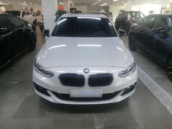 BMW 1 Series 2018, 56700 км, за 11406 USD