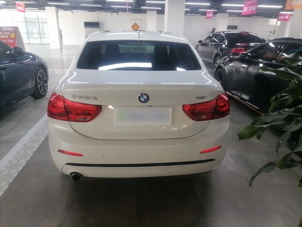 BMW 1 Series 2018, 56700 км, за 11406 USD