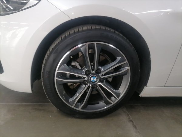 BMW 1 Series 2018, 56700 км, за 11406 USD - фото 8