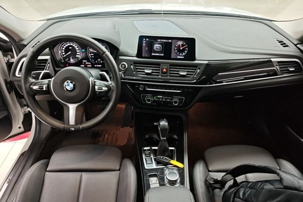 BMW 1 Series 2019, 88000 км, за 11466 USD - фото 12